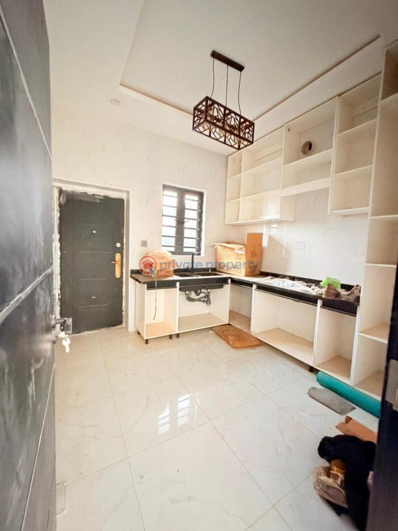 4 bedroom Terraced Duplex For Sale Olowora Magodo Kosofe/Ikosi Lagos - 2