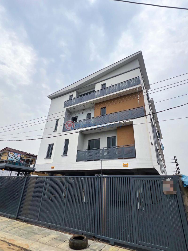 4 bedroom Terraced Duplex For Sale Obanikoro Shomolu Lagos - 0