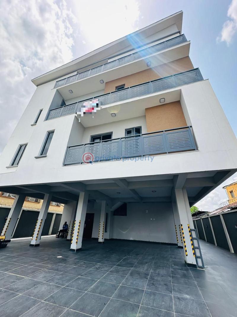 4 bedroom Terraced Duplex For Sale Obanikoro Shomolu Lagos - 4