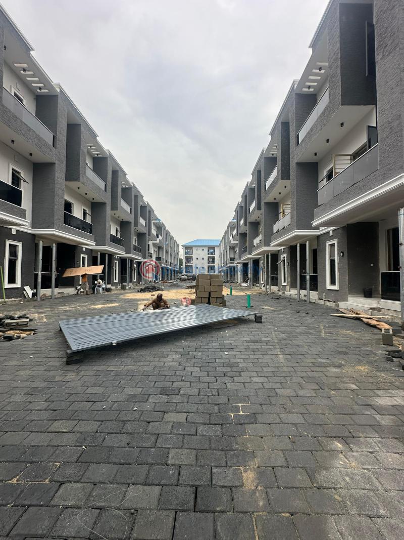 4 bedroom Terraced Duplex For Sale Victoria Island Lagos - 1