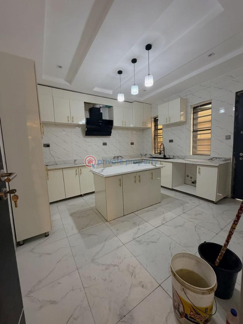 4 bedroom Detached Duplex For Sale Magodo Gra Phase 1 Ojodu Lagos - 4