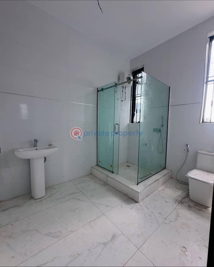 4 bedroom Detached Duplex For Sale Surulere Lagos - 5