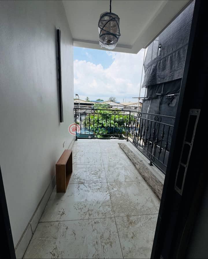 4 bedroom Detached Duplex For Sale Surulere Lagos - 8