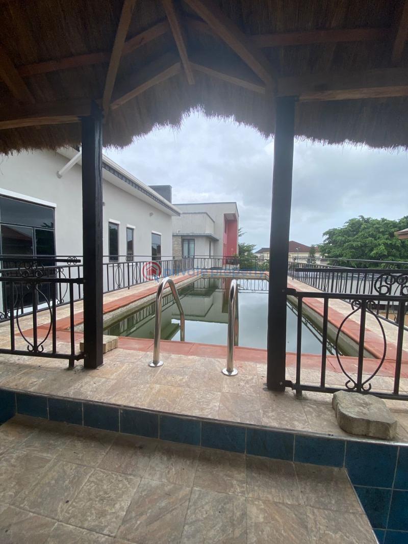 4 bedroom Detached Duplex For Sale Victoria Garden City Lekki Lagos - 4