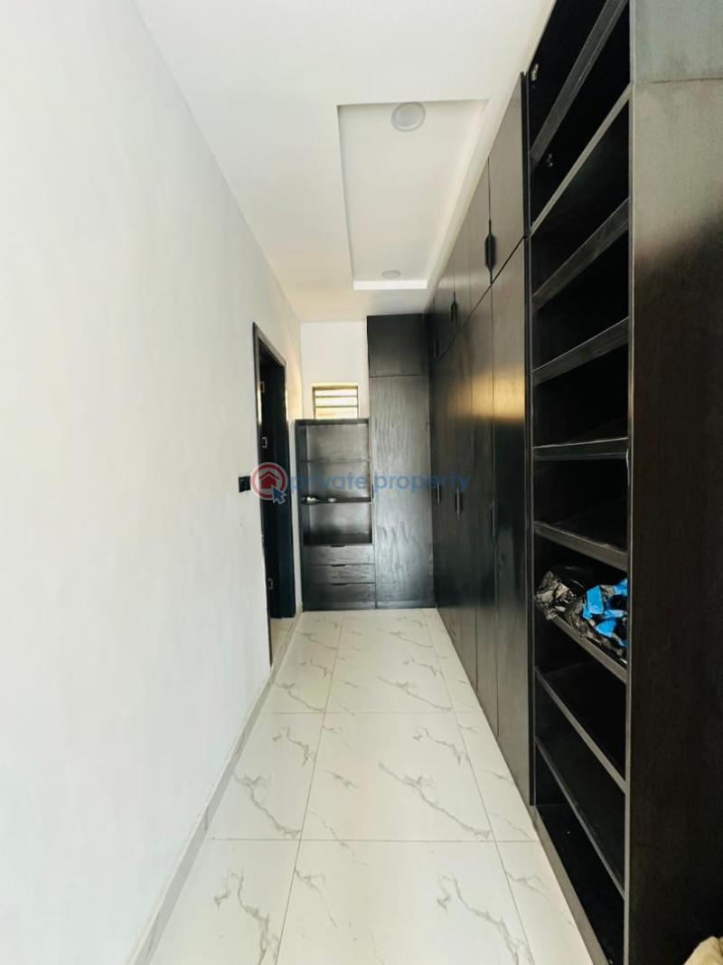 Exquisitely built 4bedroom fully detached duplex - 8 House For Sale Opebi Ikeja Lagos - 8