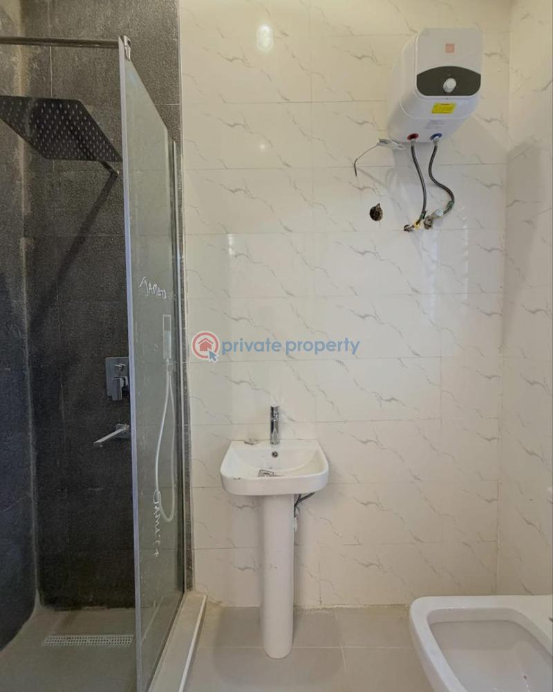 4 bedroom Semi detached Duplex For Sale Surulere Lagos - 3