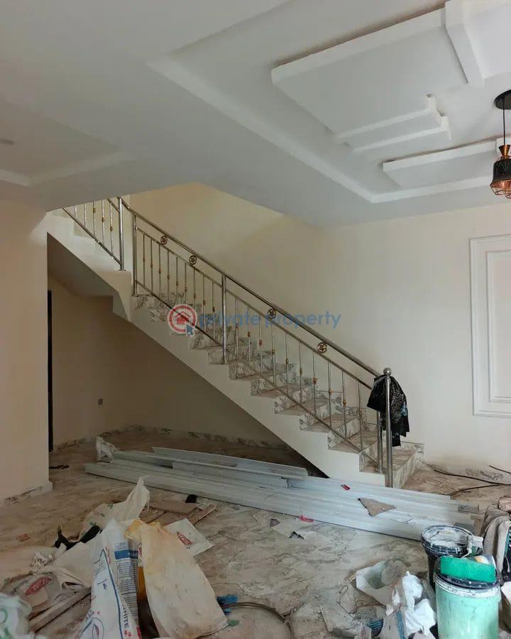 4 bedroom Semi detached Duplex For Sale Baruwa Ipaja Lagos - 4