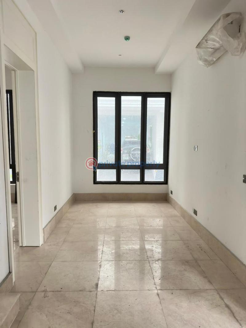 4 bedroom Semi detached Duplex For Sale Old Ikoyi Lagos - 3