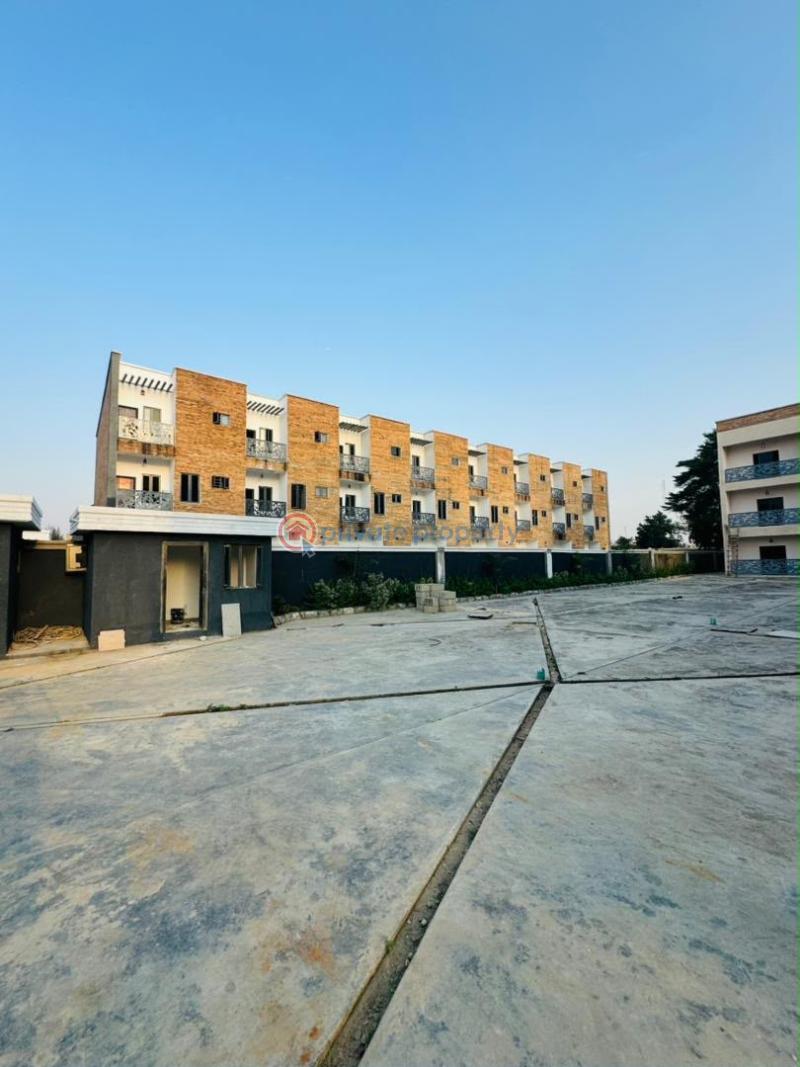 4 bedroom Terraced Duplex For Sale Ikeja GRA Lagos - 11