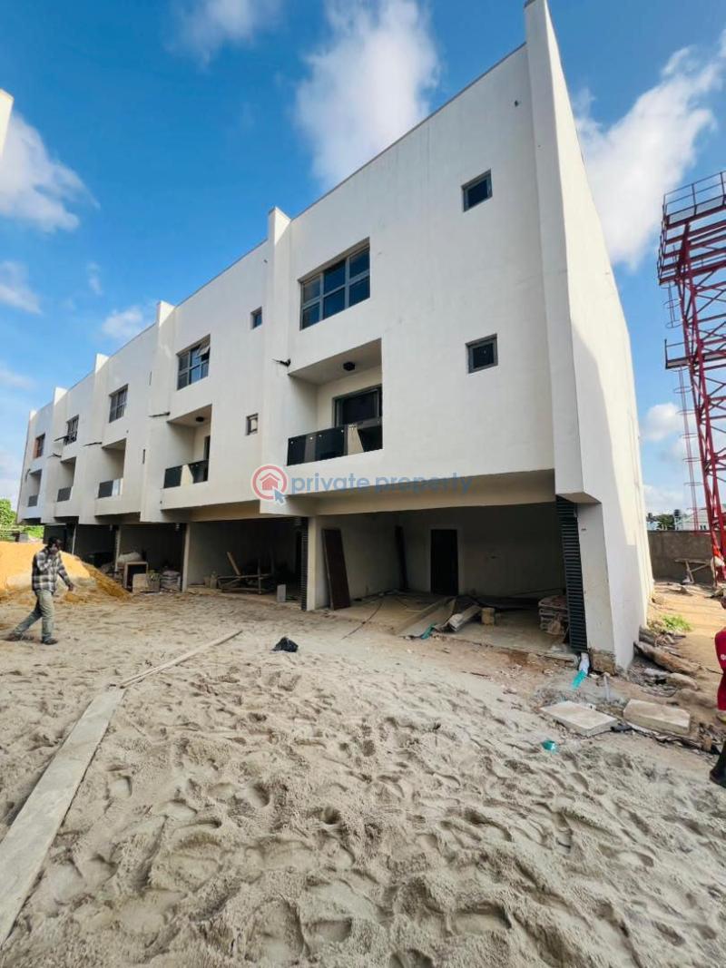 4 bedroom Terraced Duplex For Sale Surulere Lagos - 10