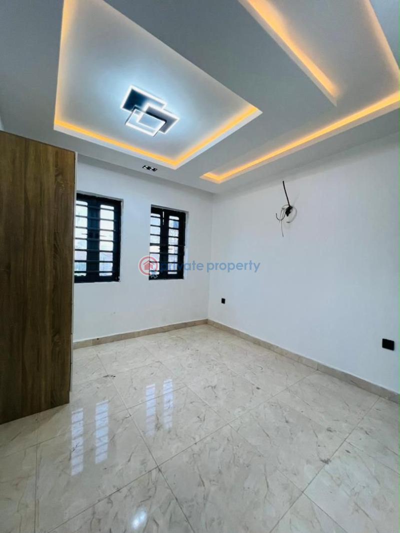 4 bedroom Terraced Duplex For Sale Surulere Lagos - 18