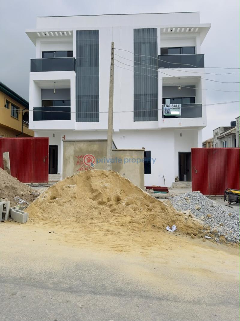 4 bedroom Semi detached Duplex For Sale Magodo GRA Phase 2 Kosofe/Ikosi Lagos - 1