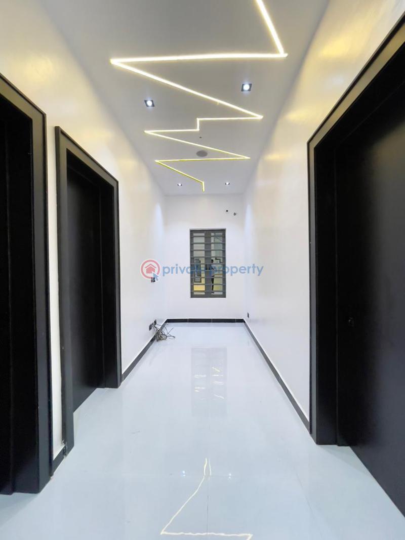 5 bedroom Detached Duplex For Sale Ologolo Lekki Lagos - 3