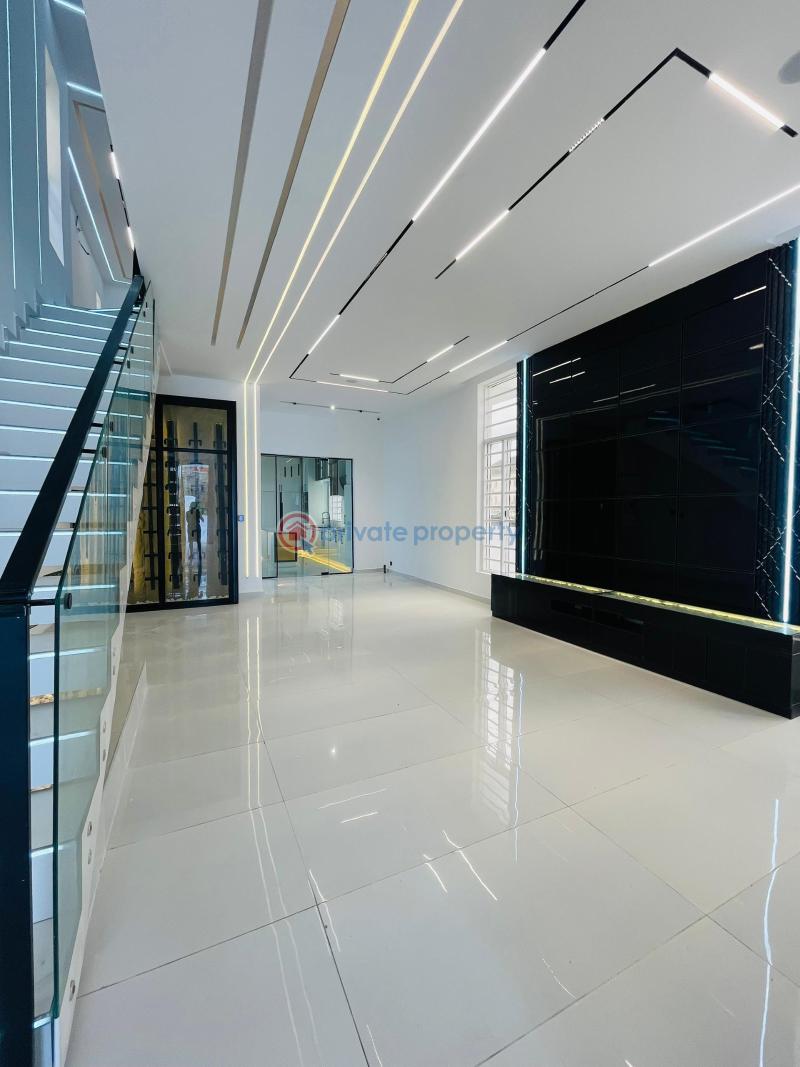 5 bedroom Detached Duplex For Sale Ologolo Lekki Lagos - 18