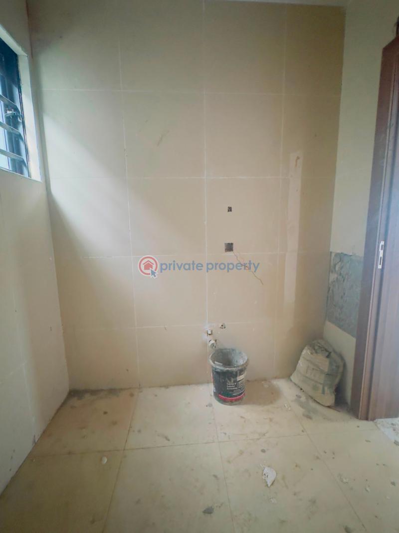 5 bedroom Detached Duplex For Sale Exquisitely Built 5 Bedroom Detached Duplex With Bq, Magodo Gra Phase 2 Magodo GRA Phase 2 Kosofe/Ikosi Lagos - 12