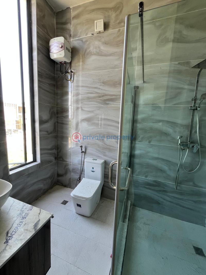 Exquisitely built 5 bedroom fully detached duplex with cinema,elevator ,swimming pool and bq - 6 5 bedroom Detached Duplex For Sale Osapa London Lekki Lagos - 6