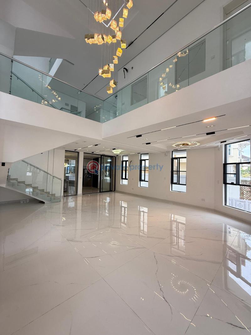Exquisitely built 5 bedroom fully detached duplex with cinema - 1 5 bedroom Detached Duplex For Sale Osapa London Lekki Lagos - 1