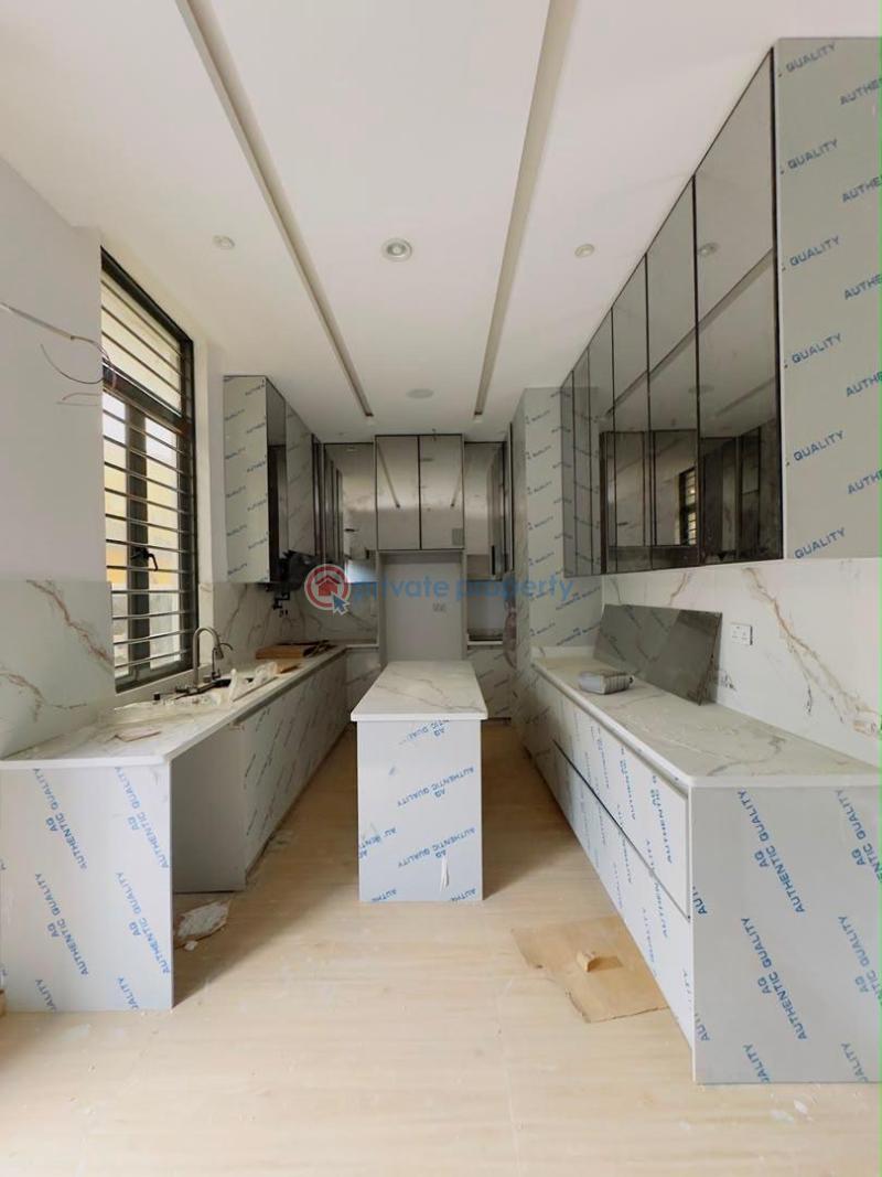5 bedroom Detached Duplex For Sale Exquisitely Built 5 Bedroom Fully Detached Duplex With Bq, Omole Phase 2 Omole Phase 2 Ojodu Lagos - 4