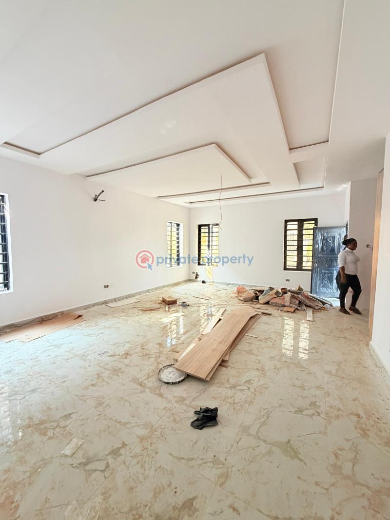 5 bedroom Detached Duplex For Sale Omole Phase 2 Ojodu Lagos - 9