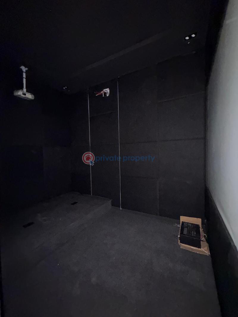 Exquisitely built 5 bedroom fully detached duplex with cinema, rooftop terrace ,swimming pool and bq - 4 5 bedroom House For Sale Osapa London Lekki Lagos - 4