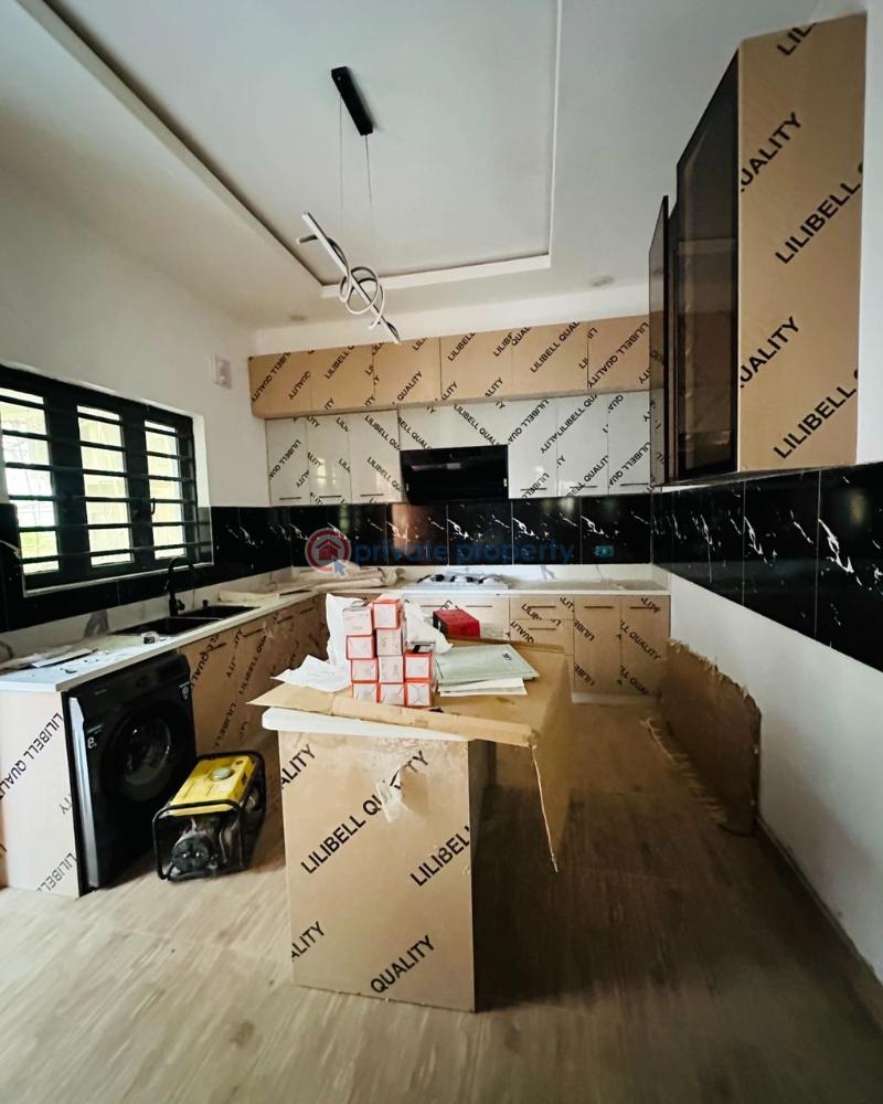 5 bedroom Detached Duplex For Sale Adeniyi Jones Ikeja Lagos - 4
