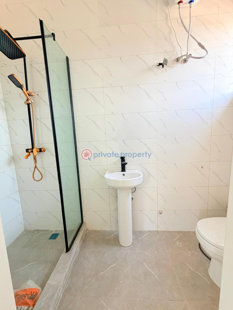 5 bedroom Detached Duplex For Sale Maryland Lagos - 1