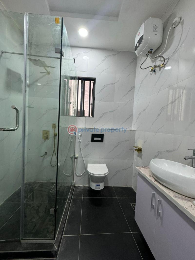 5 bedroom Detached Duplex For Sale Magodo GRA Phase 2 Kosofe/Ikosi Lagos - 1