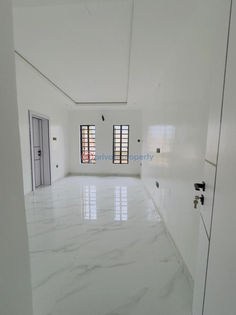 5 bedroom Semi detached Duplex For Sale Magodo Phase 1 Magodo Kosofe/Ikosi Lagos - 11