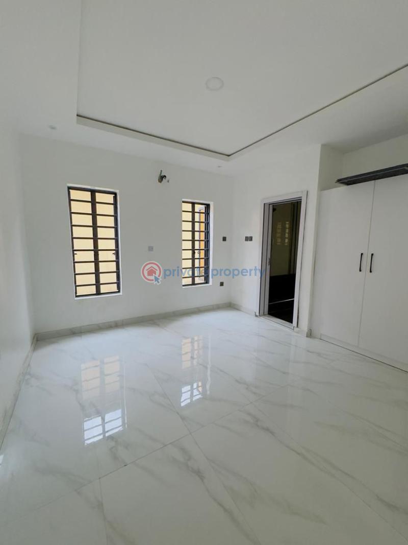 5 bedroom Semi detached Duplex For Sale Magodo Phase 1 Magodo Kosofe/Ikosi Lagos - 5