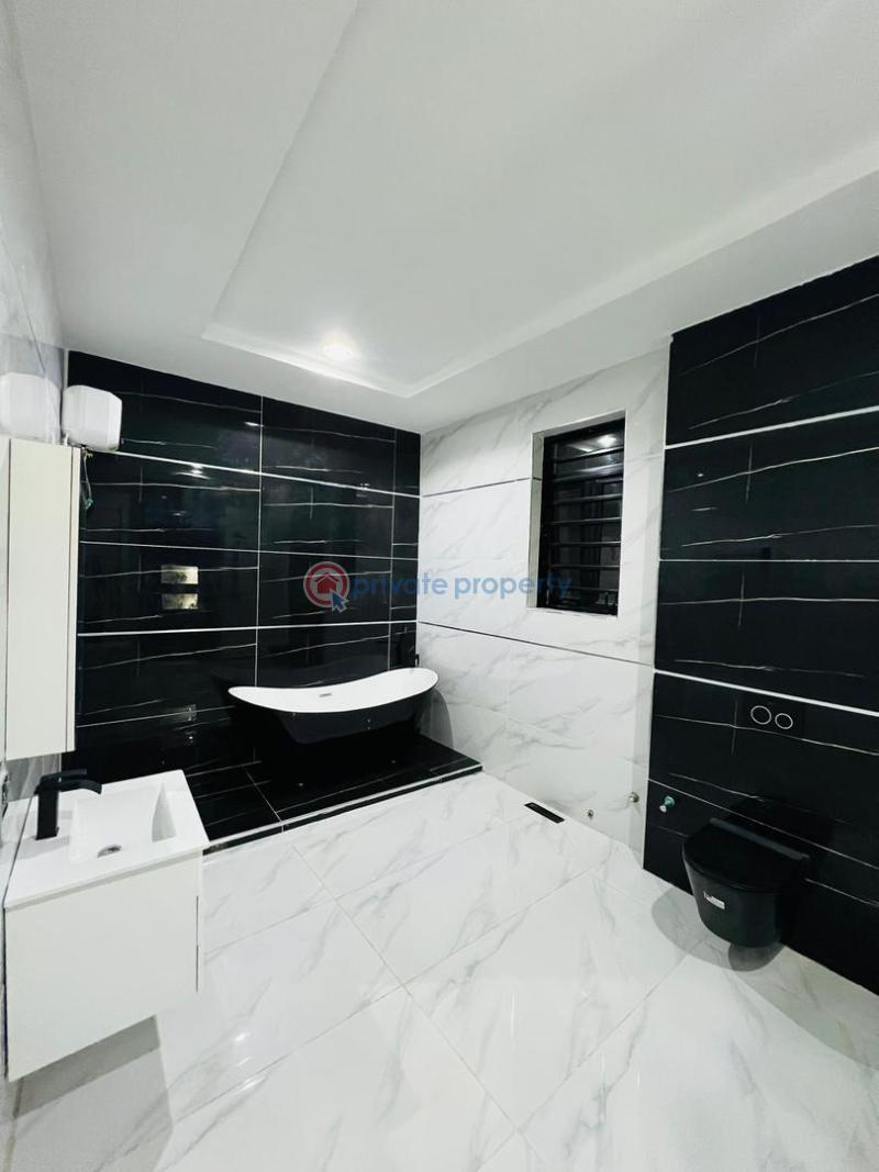 5 bedroom Detached Duplex For Sale Ologolo Lekki Lagos - 19