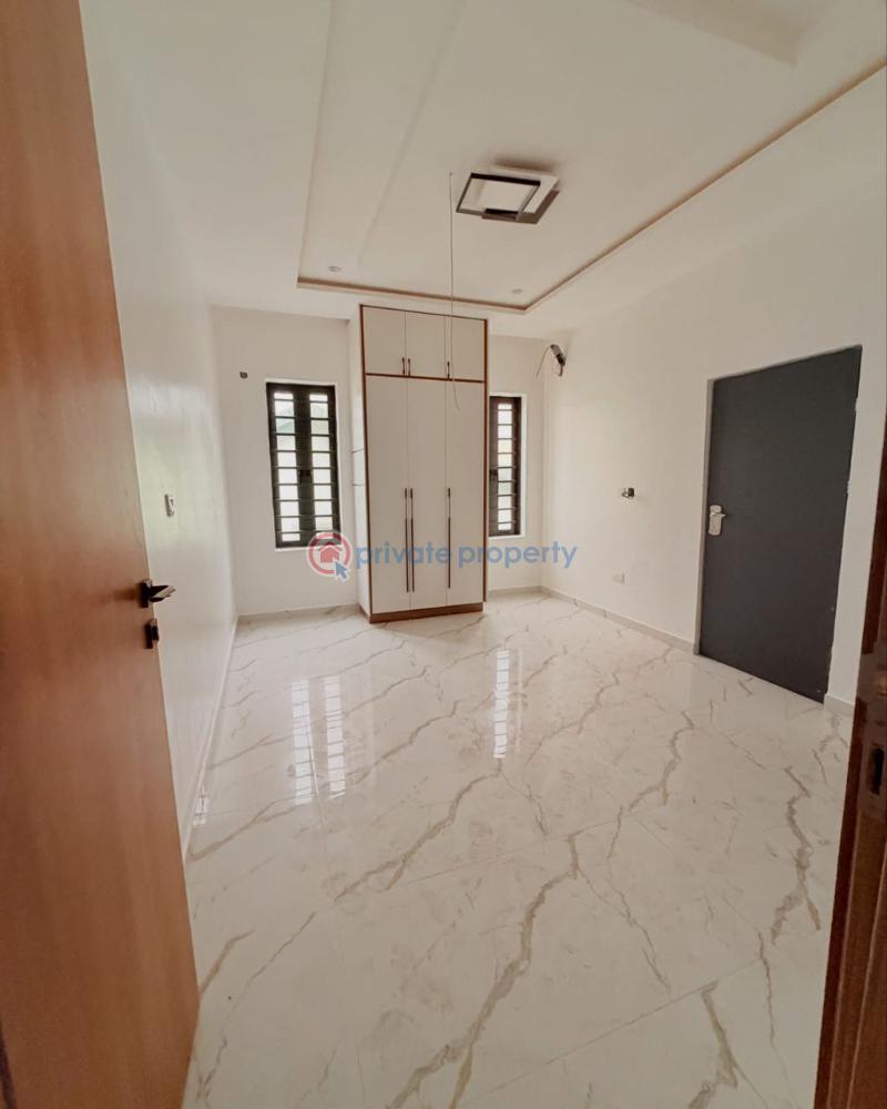 5 bedroom Detached Duplex For Sale Omole Phase 1 Ikeja Lagos - 9