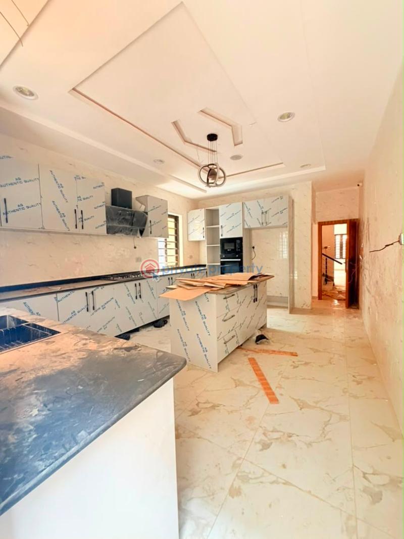 5 bedroom Detached Duplex For Sale Omole Phase 2 Ojodu Lagos - 1