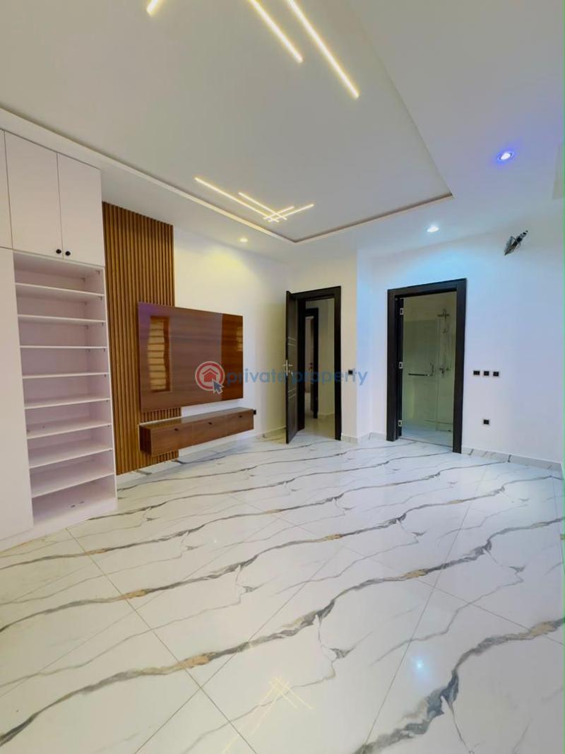 5 bedroom Detached Duplex For Sale Omole Phase 2 Ojodu Lagos - 4
