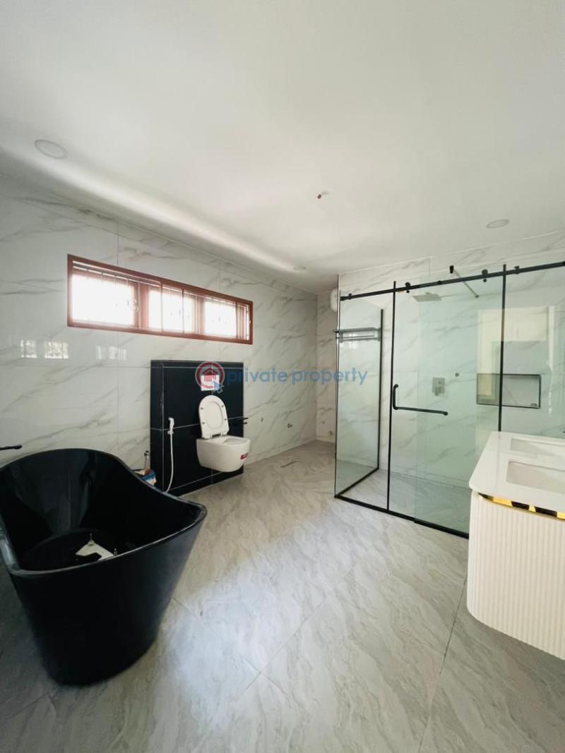6 bedroom Detached Duplex For Sale Ikeja GRA Lagos - 17