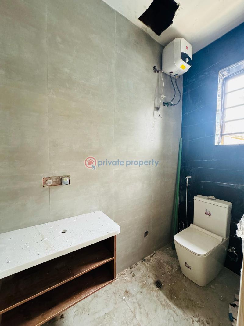 4 bedroom Semi detached Duplex For Sale Omole Phase 2 Ojodu Lagos - 11