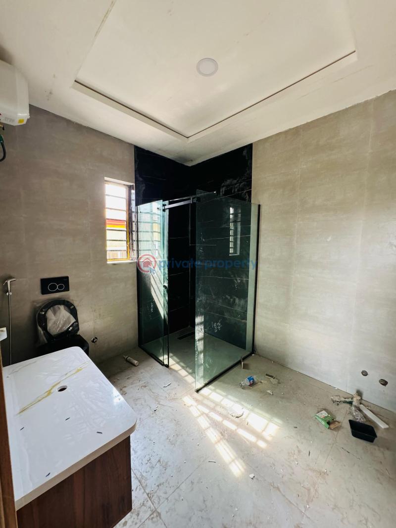 4 bedroom Semi detached Duplex For Sale Omole Phase 2 Ojodu Lagos - 0