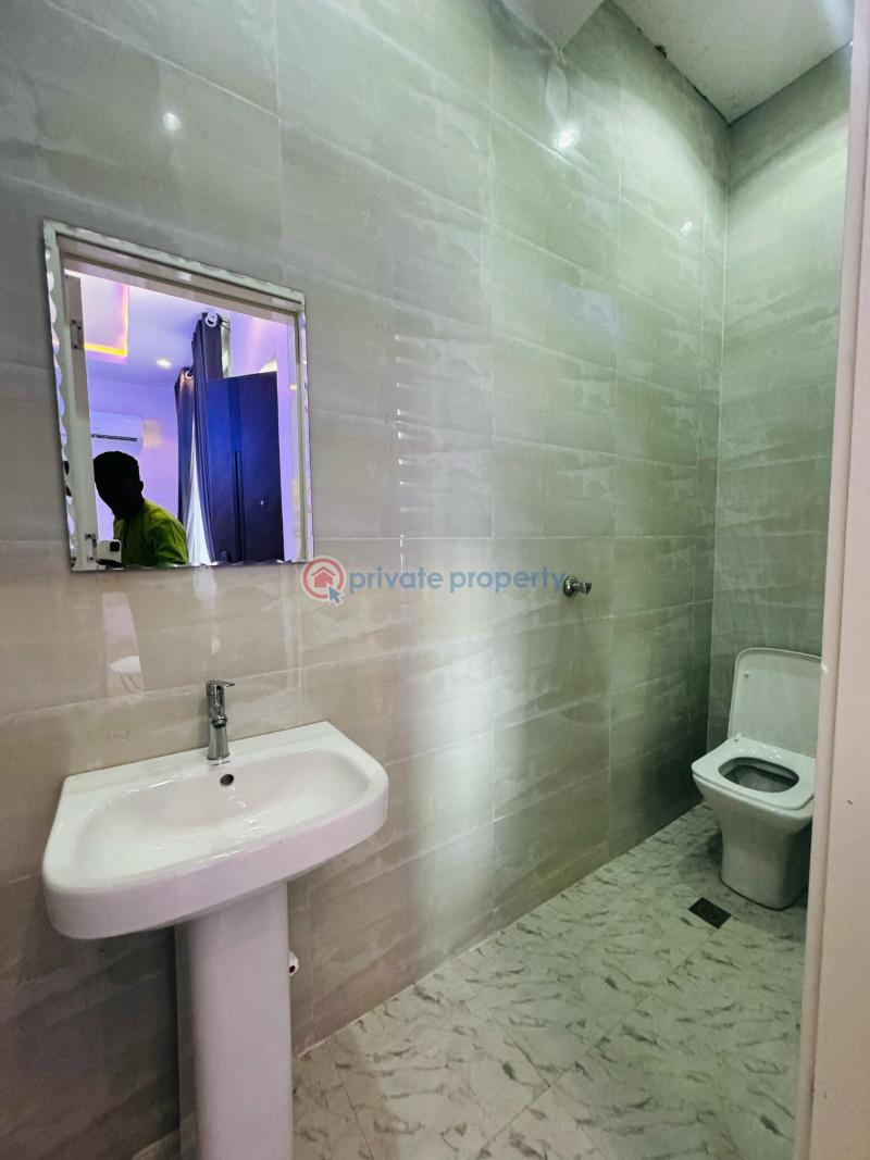 3 bedroom Flat & Apartment For Sale Ikeja GRA Lagos - 0