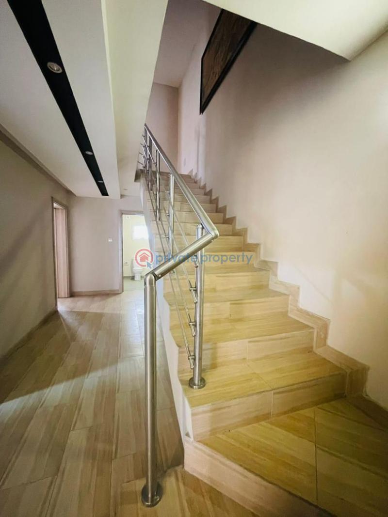 3 bedroom Block Of Flats For Sale Ilupeju Lagos - 5