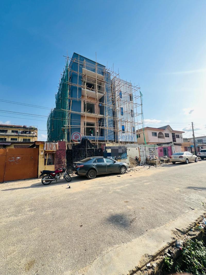 3 bedroom Flat & Apartment For Sale Allen Avenue Ikeja Lagos - 10