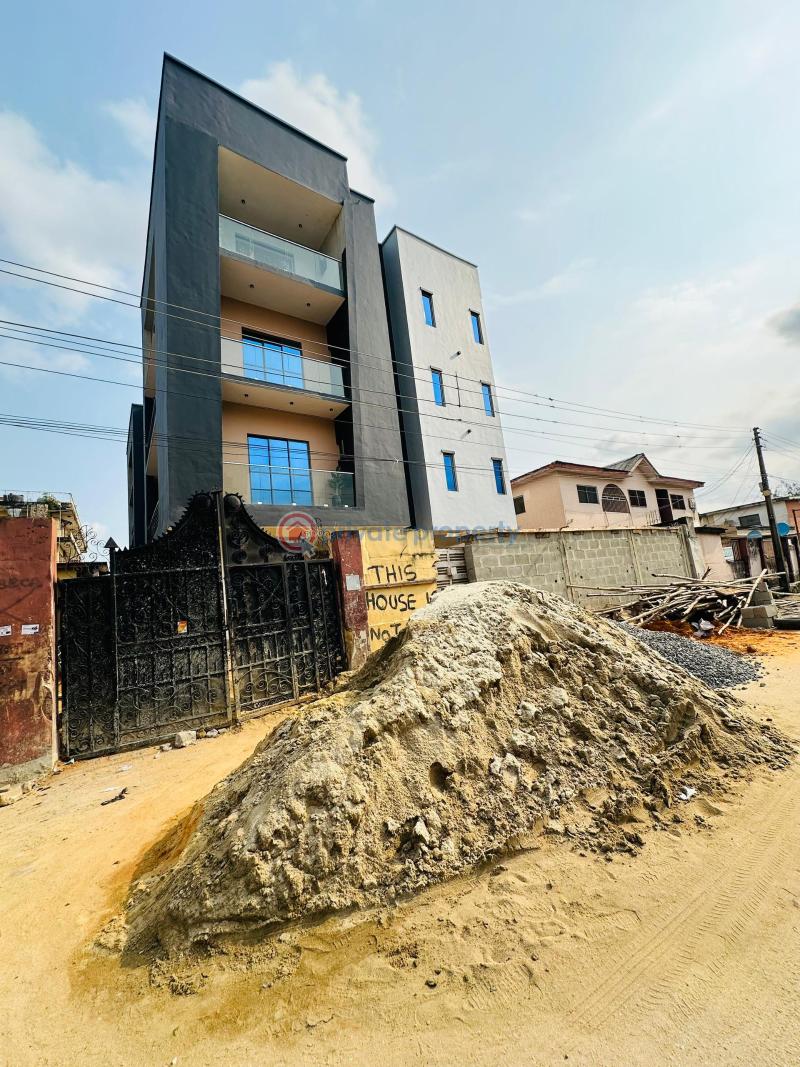 3 bedroom Block Of Flats For Sale Allen Avenue Ikeja Lagos - 1