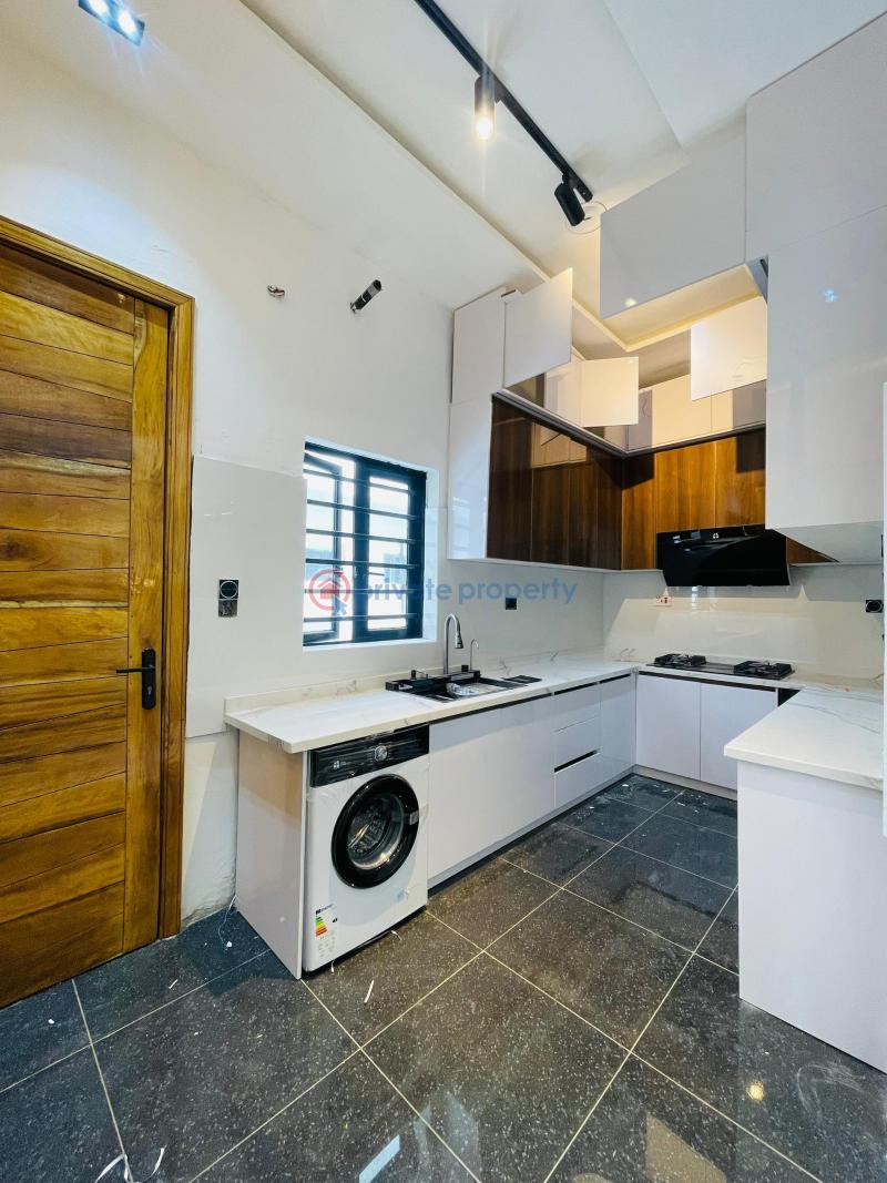 4 bedroom Semi detached Duplex For Sale Ikota Lekki Lagos - 8