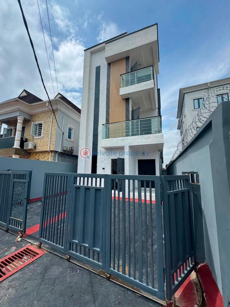 3 bedroom Block Of Flats For Sale Soluyi Gbagada Lagos - 4