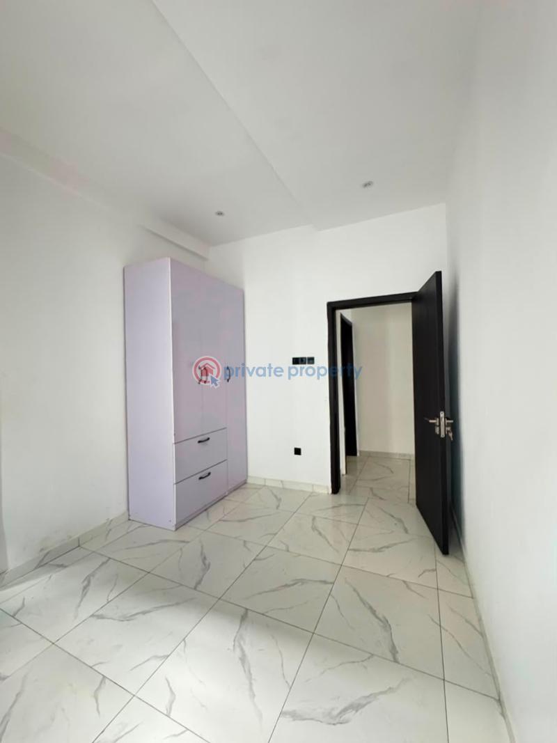 3 bedroom Block Of Flats For Sale Soluyi Gbagada Lagos - 7