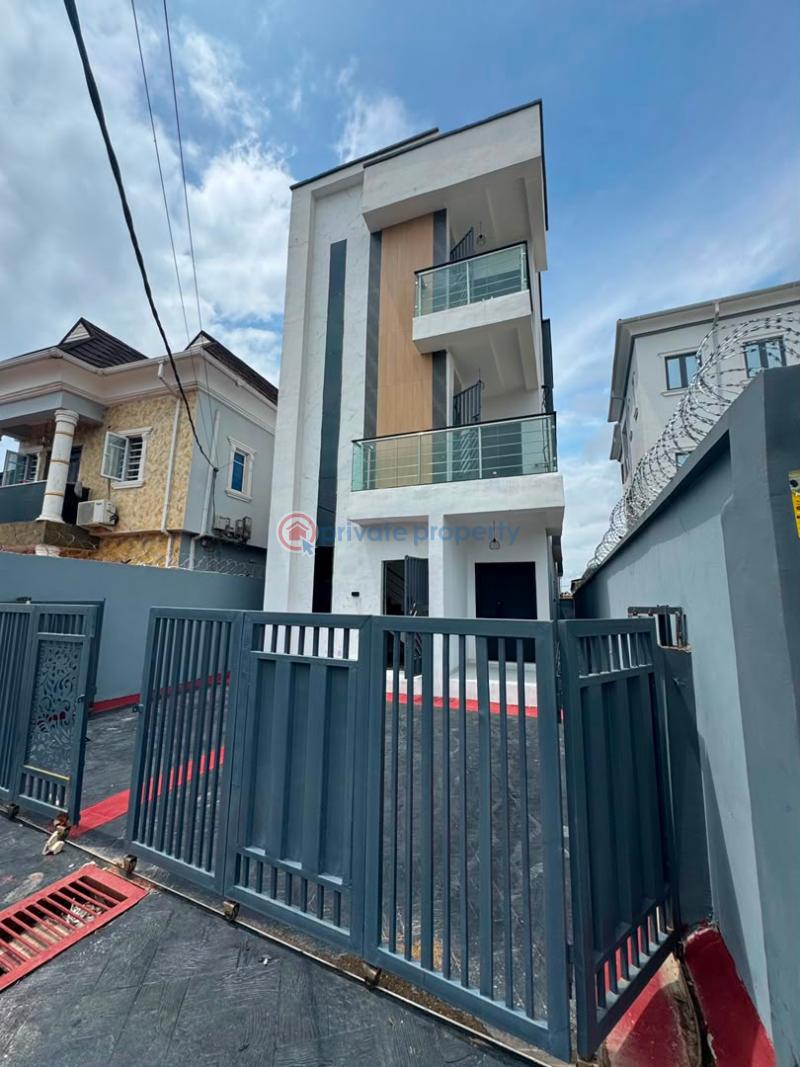3 bedroom Block Of Flats For Sale Soluyi Gbagada Lagos - 2