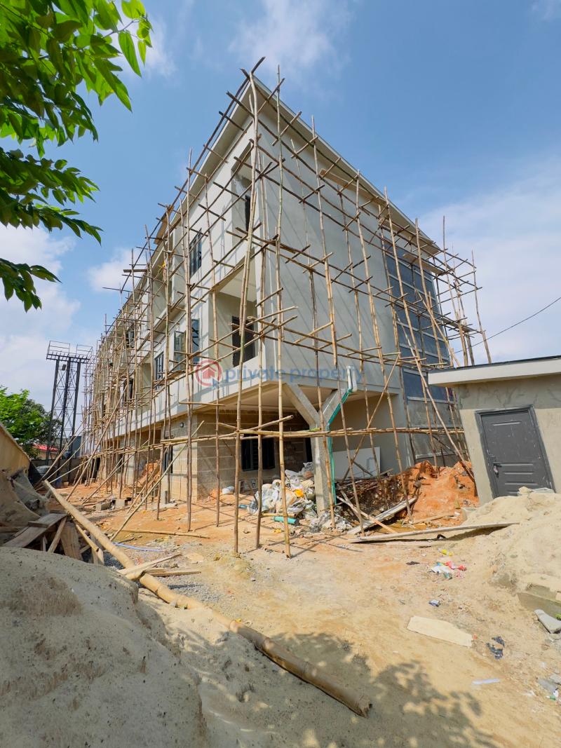 4 bedroom Terraced Duplex For Sale Exquisitely Designed 4 Bedroom Terrace Duplex With Study, Bq, Ojodu Berger Ojodu Lagos - 18