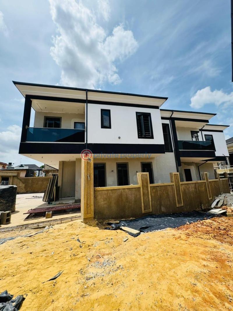 5 bedroom Semi detached Duplex For Sale In An Estate Omole Phase 1 Ojodu Lagos - 0