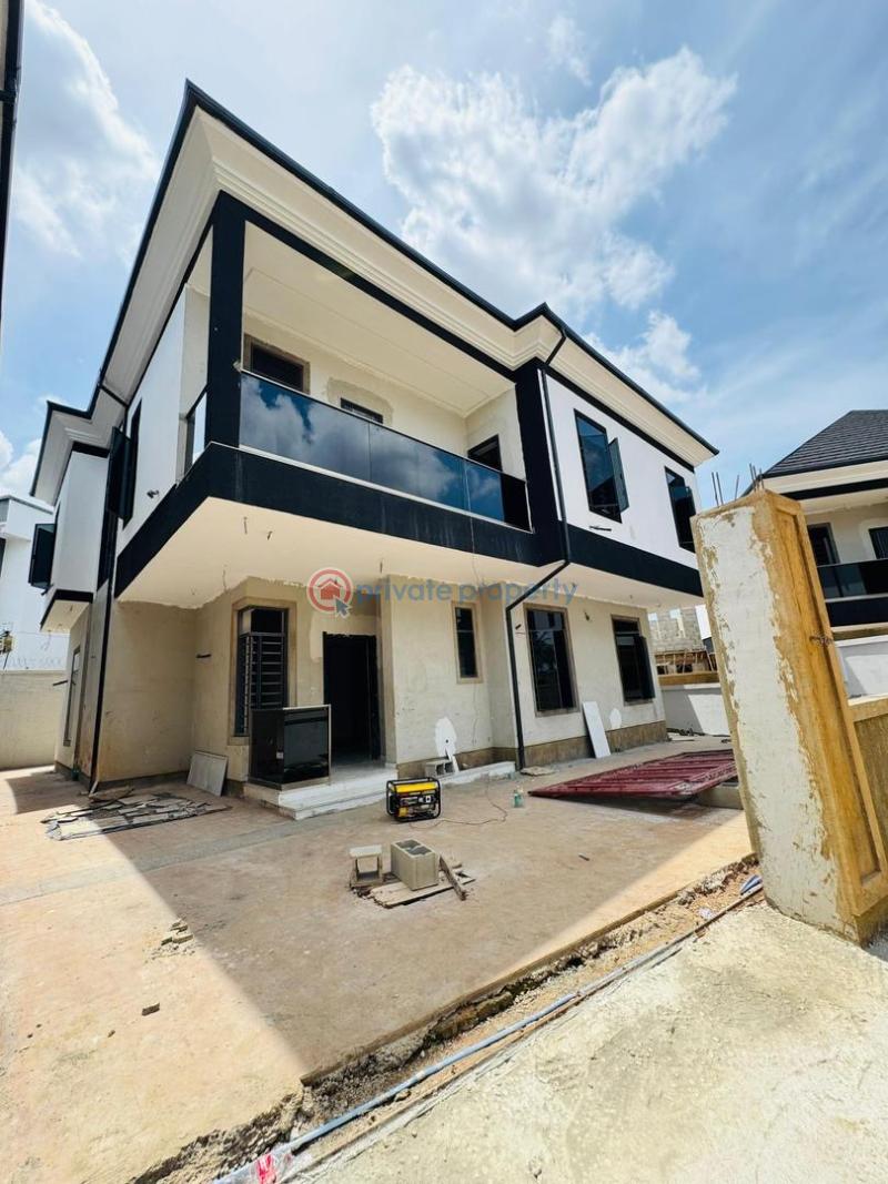5 bedroom Semi detached Duplex For Sale In An Estate Omole Phase 1 Ojodu Lagos - 1