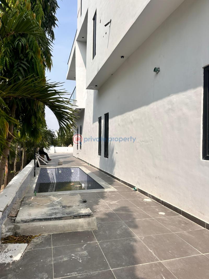 5 bedroom Duplex For Sale Orchid Road Lekki Lagos - 2