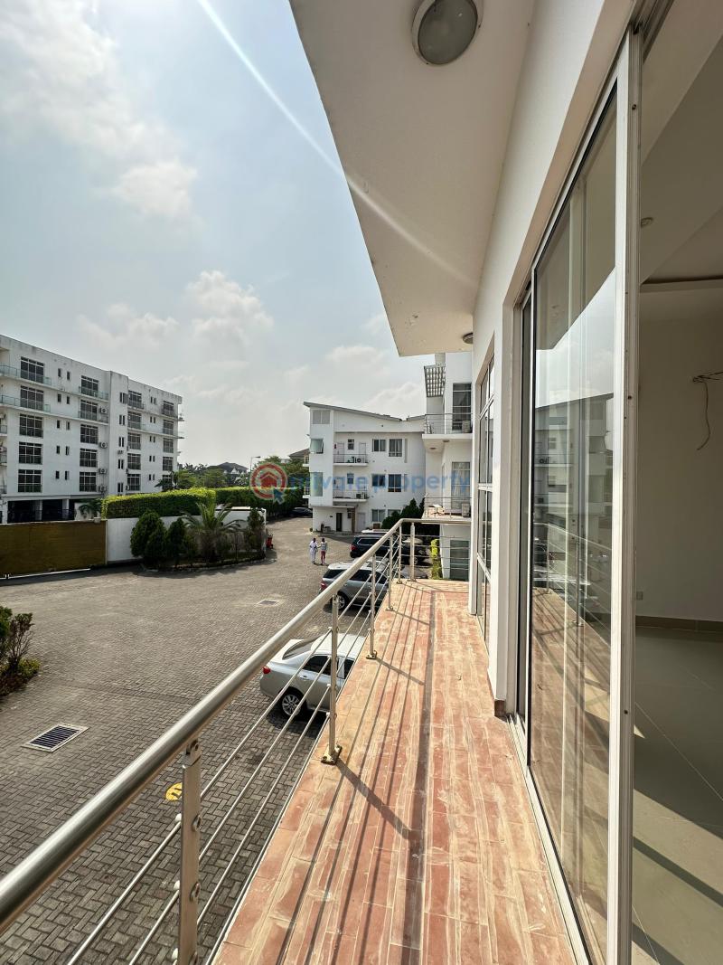 Exquisitely detailed 3 bedroom apartment at banana island with swimming pool and elevator. - 3 3 bedroom Flat & Apartment For Sale Ikoyi Lagos - 3