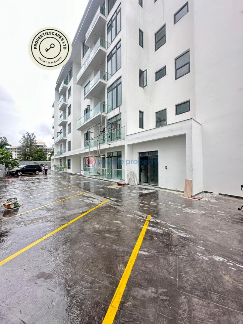 Exquisitely detailed 3 bedroom apartment in banana island with swimming pool, elevator and bq - 0 3 bedroom House For Sale Banana Island Ikoyi Lagos - 0